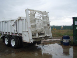 vertical manure spreader feedlot machinery